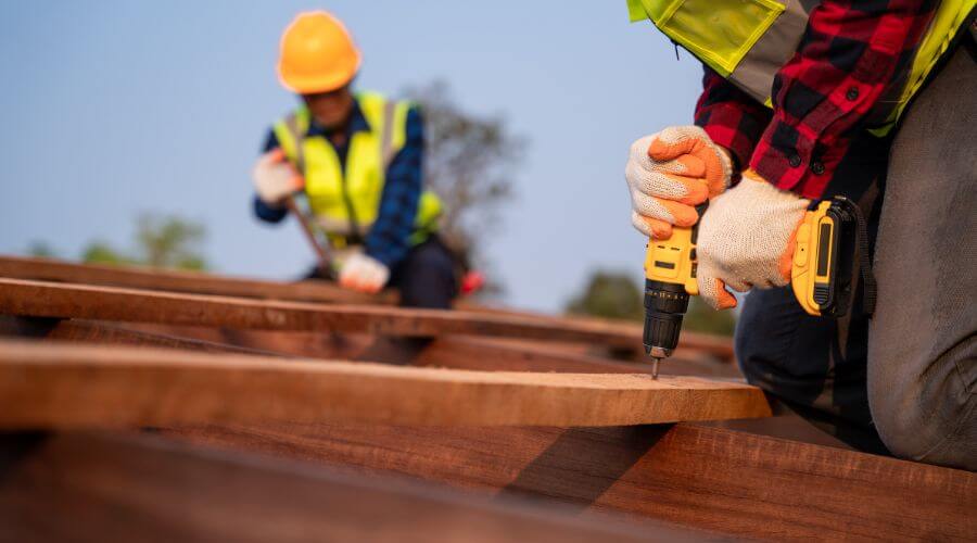 Expert tile roof repair services in Sebring, OH